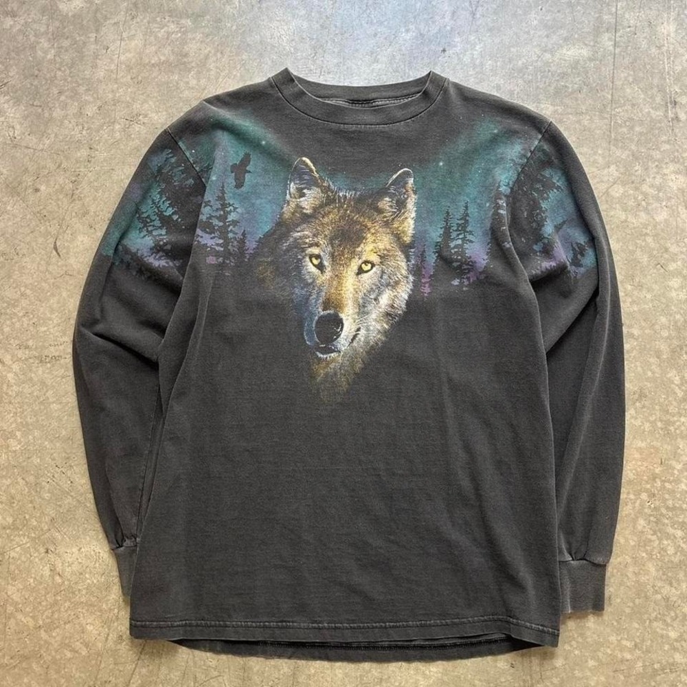 Vintage 90's AOP Wolf Nature T Shirt Tultex Size Medium